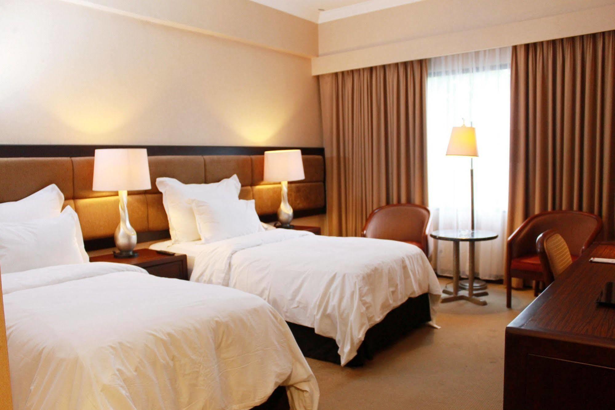 Hotel Le Grandeur 4*
