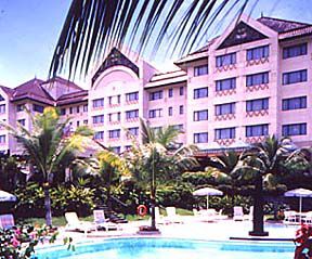 Le Grandeur Hotel 4*
